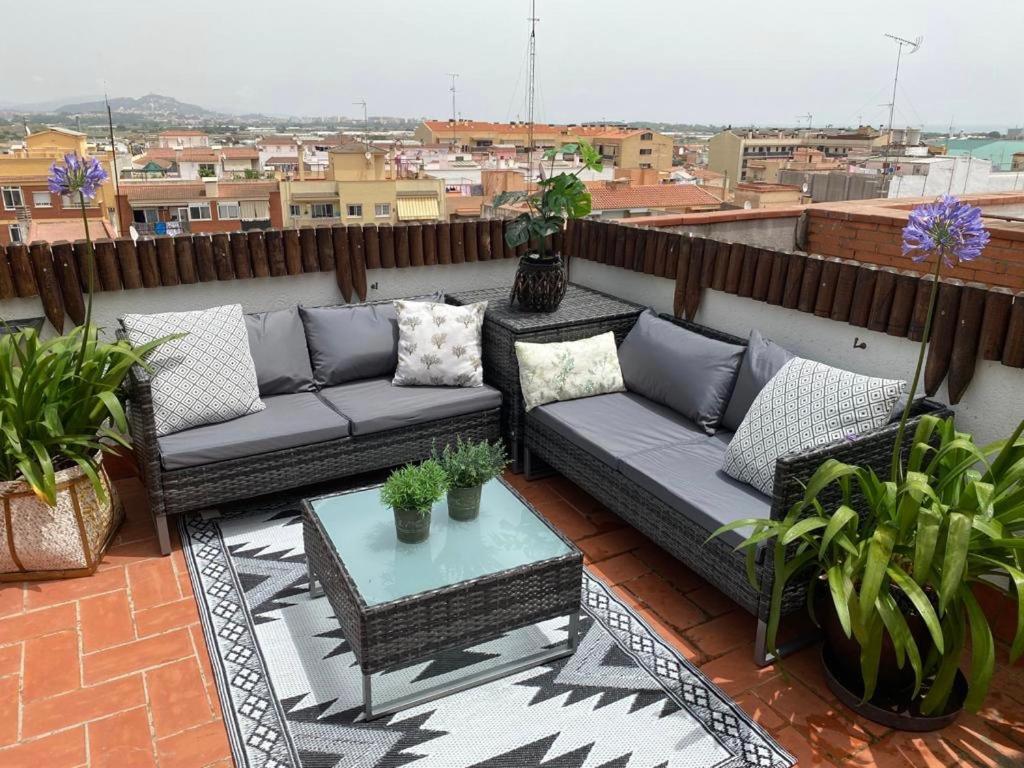 Apartamento Con Terraza Y Piscina En Malgrat De Mar Exterior foto